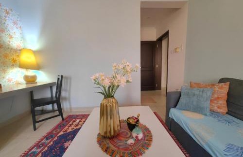 Al Ghubrah Ash Shamaliyyah House | bloom Room
