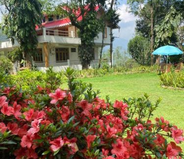 Darjeeling House | Eco-Resort at Bloomfield Farmhouse: Guest Rated 9/10!