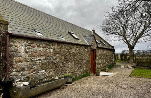 Laurencekirk House | Kid-Friendly Retreat at Bloomfield Steading - Rated 8.8/10