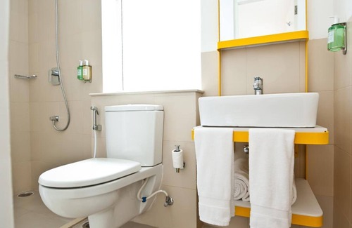 Indiranagar Hotel | Discover Bloomrooms @ Indiranagar: Family-Friendly Retreat