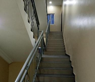 Port Harcourt Cabin | Relax at Blooms Spot Hotel: Eco-Friendly Self-Service Apartment