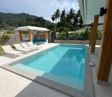 Maret Villa | Elegant Blossom Villa with Oceanfront Views in Koh Samui