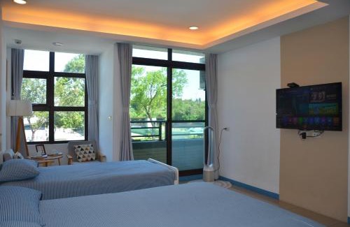 Jincheng Bed & Breakfast | Cozy Blowing in the Wind Homestay - Pet Friendly Retreat