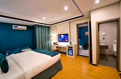 Lekki Phase 1 Hotel | Discover Blu Atlantic Hotel Lekki: 4-Star Comfort Awaits