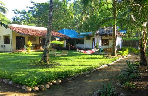 Sipalay House | BLU MA RE GUESTHOUSE - Sugar Beach