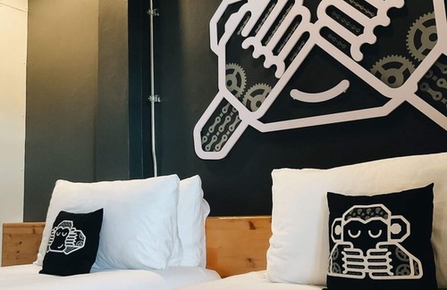 Talat Hotel | Modern Comfort at Blu Monkey Hub and Hotel Suratthani