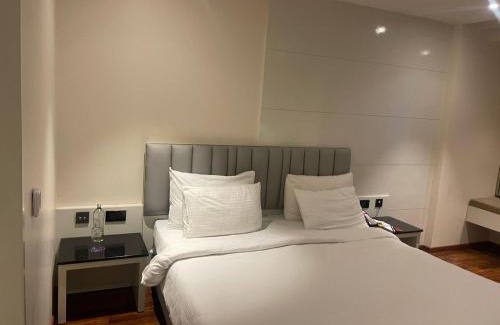 Varanasi Bed & Breakfast | Blu O Shiv Ganga River View