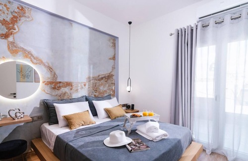 Mires Apartment | Blue Apartment in the Hill