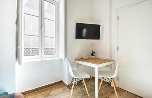 Sao Pedro Apartment | Oceanfront Blue Barqueta Studio - Guest Rated 9.6/10