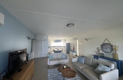 Sint Michiel Apartment | Oceanfront Escape: Blue Bay Emerald Apartment with Views