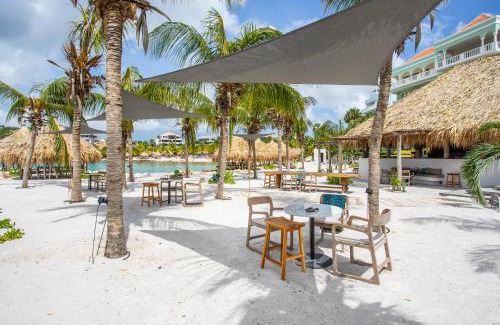 Sint Michiel House | Relax at Blue Bay Bungalows with Oceanfront Perks
