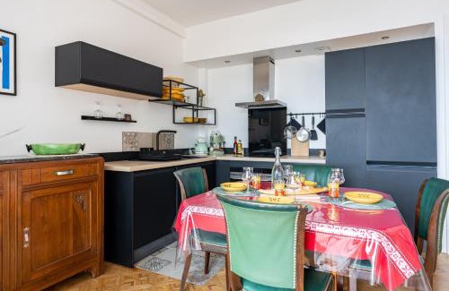 Hotel-de-Ville Apartment | Relax at BLUE BAY with Spectacular Vieux Port Views