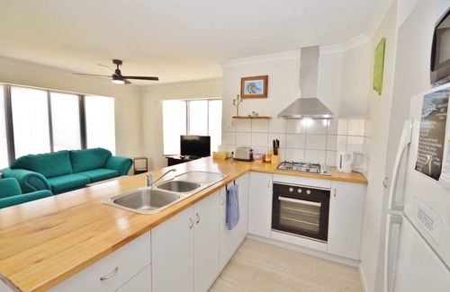 Kalbarri House | Discover Blue Beard's Hideaway - Kalbarri, WA with Pool