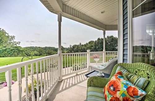 Shipshewana House | Exclusive Blue Birds Perch Home with Hilltop Views