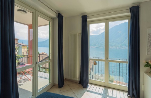 Colonno Apartment | Blue Bliss Apartment by Rent all Como