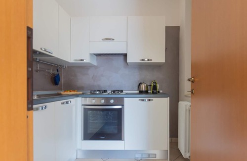 Colonno Apartment | Discover Blue Bliss Apartment: Rated 10/10 with Spa & Breakfast