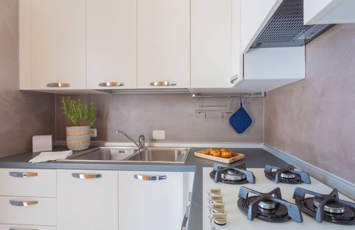 Colonno Apartment | Relaxing Retreat at Blue Bliss Apartment with Spa & Hot Tub