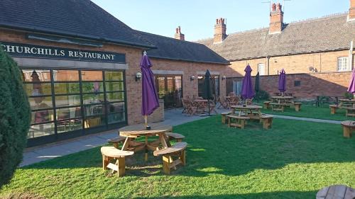 Mancetter Hotel | Discover Blue Boar Inn: Family-Friendly Dining Awaits