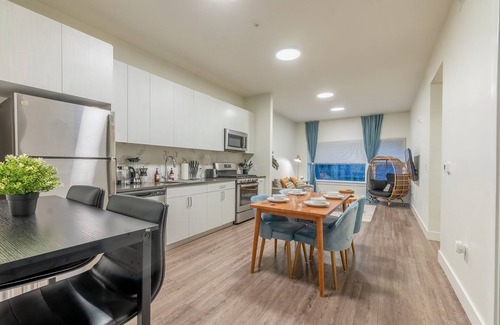 East Orange Apartment | Spacious Apt with 2 Baths, Free Parking & Great Amenities