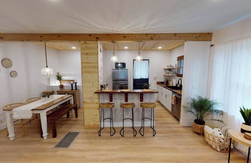 Wichita House | Bright Blue Bungalow: Rated 10/10 with Spa & Family Amenities