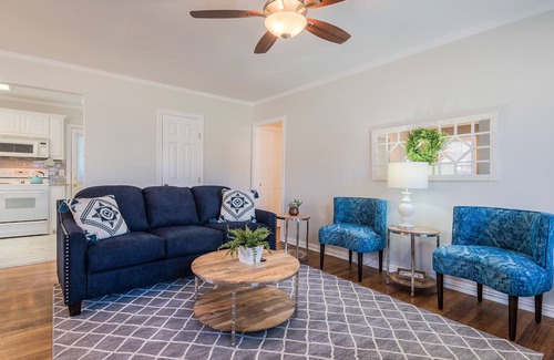 McKinney Cottage | Experience Ocean Views at Blue Bungalow, McKinney's Gem