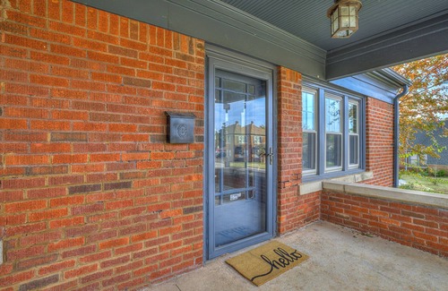 Central Oklahoma City House | Blue Canvas Cottage by the Paseo - 10 Guests