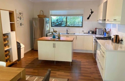 Mollymook Beach House | Oceanfront Retreat at Blue Chill, Mollymook - Guest Rated 10/10