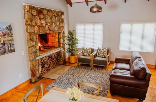 Bot River Apartment | Experience Blue Crane Farm Lodge: 4-Star Comfort Awaits
