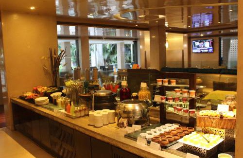 Koregaon Park Hotel | Discover Blue Diamond Pune: A 5-Star Pet-Friendly Retreat