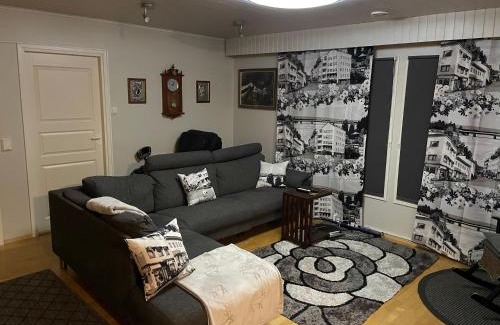 Rovaniemi Villa | Experience Blue Dream House: Family-Friendly with Hot Tub