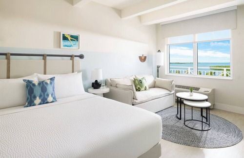 New Town Hotel | Discover 24 North Hotel Key West: Pool, Ocean Views & Spa