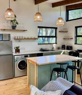 Capri House | Blue Gum Tree Cottage