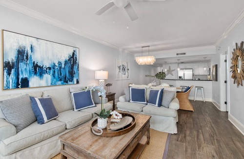 Ocean Drive Apartment | Blue Haven: Ocean Front Condo with Top-Rated Amenities