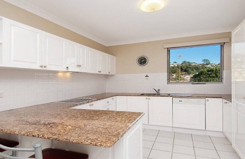 Terrigal Apartment | BLUE HAVEN | Just Steps to Beach & Shops, Rated 9.2/10