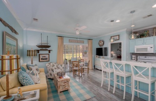 Sea Trail Condo | Blue Heaven Condo: Oceanfront Bliss with Pool & Spa