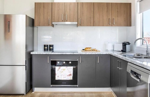 Mittagong House | Exceptional Stay at Blue Hen - Rated 9.7/10 & Family-Friendly