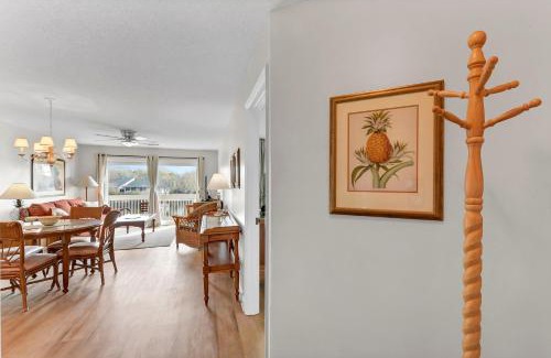 St. Simons Island House | Family-Friendly Blue Heron with Kitchen Amenities