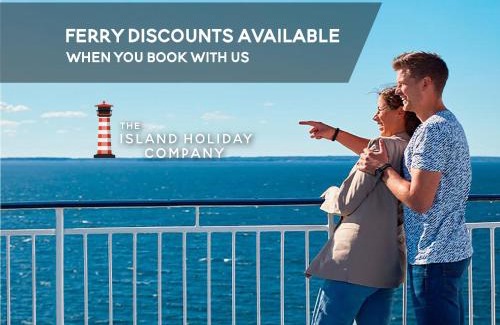 Sandown Apartment | Experience Blue Horizon: Family and Pet Friendly Retreat
