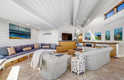 Bodega Bay House | Relax at Blue Horizon with Child-Friendly Amenities