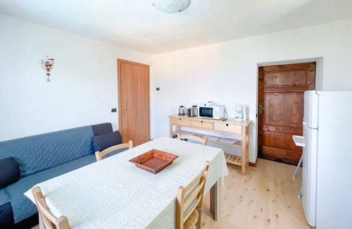 Bellano Apartment | Family-Friendly Retreat at BLUE HOUSE 3 by Design Studio