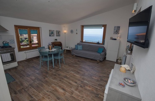 Gioiosa Marea Apartment | BLUE HOUSE AN EXCLUSIVE PENTHOUSE ON THE SEA OF THE AEOLIAN ISLANDS WITH PARKING
