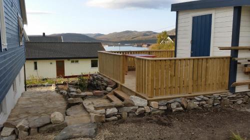 Mehamn Apartment | Family-Friendly Haven: The Blue House at the End of the World
