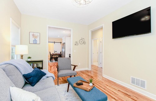 West Side Historic District House | Family-Friendly Retreat at Blue House on Blythe