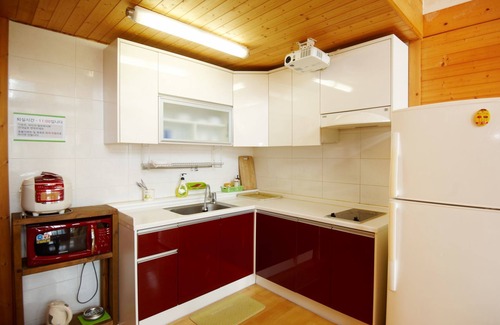 Geoje House | Discover Comfort at Blue in Blue Pension - Rated 9/10