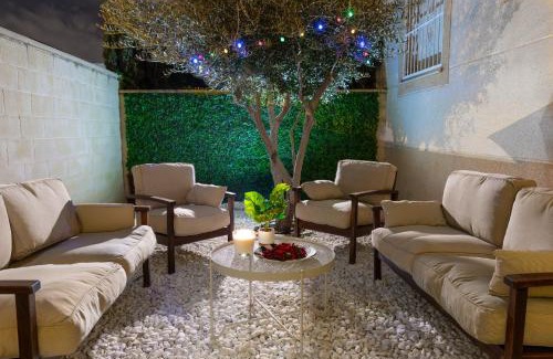 Los Balcones Villa | Pet-Friendly Blue Lagoon by Fidalsa with Pool & Kids' Zone