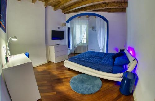 Centro Storico Nord Apartment | Pet-Friendly Blue Lodge: Guest Rated 9.2/10, Family Welcome