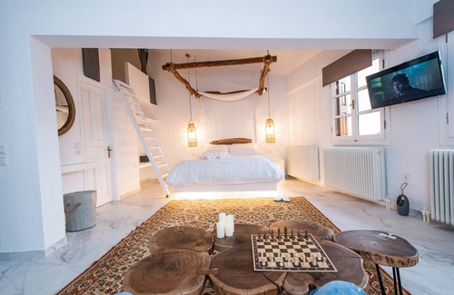 Arachova House | Cozy Blue Mountain Guesthouse in Arachova with Spa Access