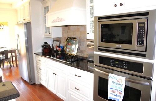 Jones Mills Apartment | Inviting Blue Moon at Diamondhead Resort with Pool & Lake View