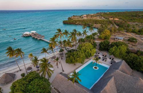 Jambiani Hotel | Escape to Blue Moon Resort: Oceanfront Paradise Awaits