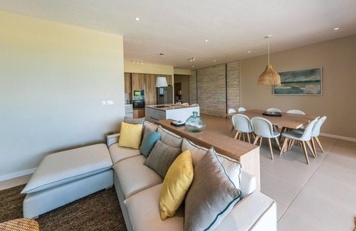 Pointe D'esny Apartment | Blue Nest - Ocean View Apartment with Breakfast Included